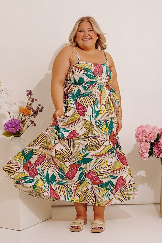 Tranquil Time Floral Midi Dress in Cream Curves