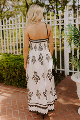 Courtyard Rendezvous Midi Dress