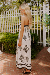 Courtyard Rendezvous Midi Dress