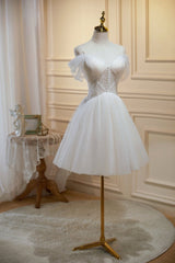 Ivory A-line V Neck Tulle Homecoming Dresses